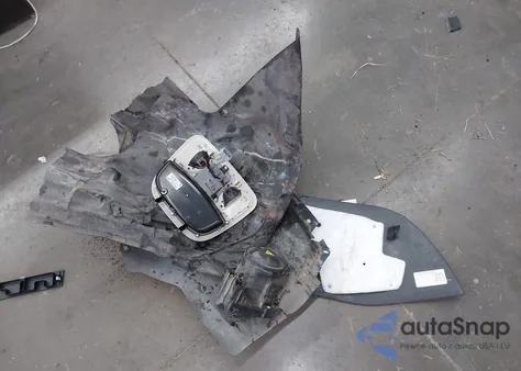 2015 Jeep Cherokee Limited z USA, uszkodzony, nr VIN 1C4PJLDS9FW525489